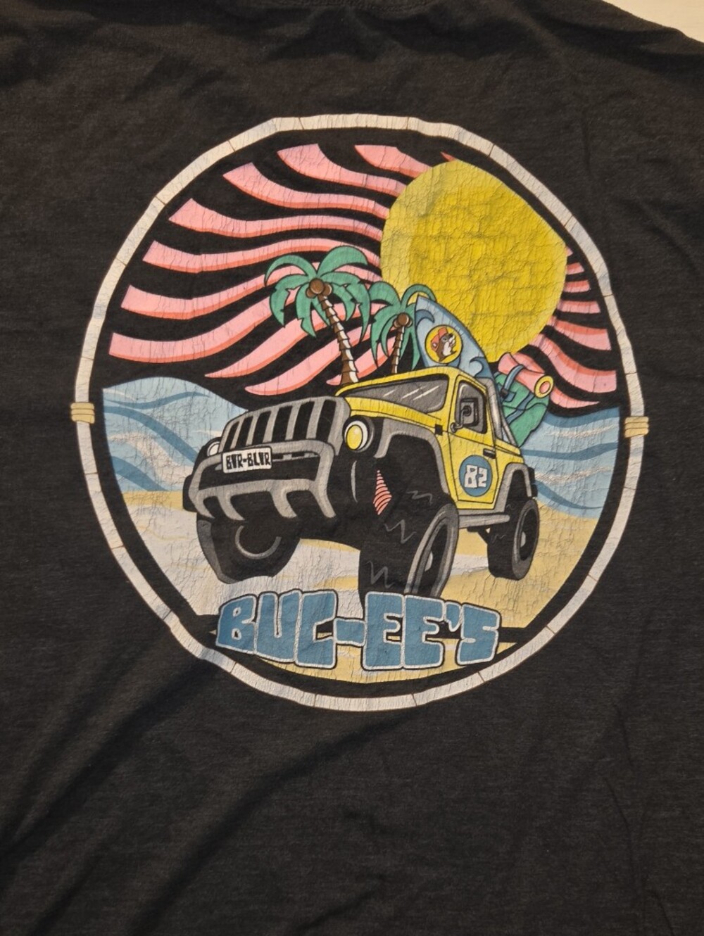 Bucees Graphic Tee with Yellow Jeep Surf Design 2XL